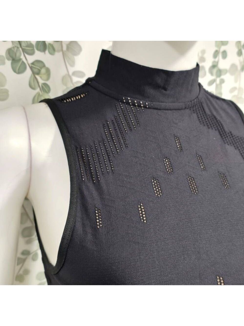Koral UNAMI MAURI N MOCK NECK CROP TOP Sz S - Picture 4 of 9